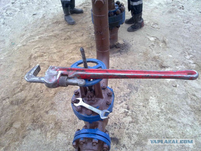 Чем добывается нефть