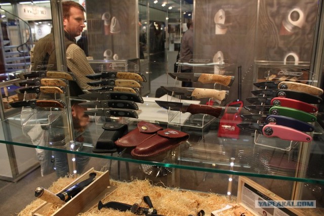 Подборка фото с ярмарки ножей и оружия IWA 2012.