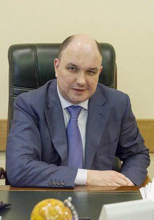 Из дома главы департамента МЭР вынесли деньги и бриллианты на 16 млн