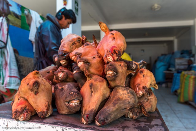 Хочешь увидеть колорит страны - иди на рынок. Рынок в Перу