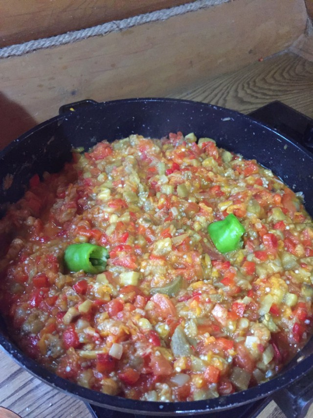 Икра заморская, баклажановая.