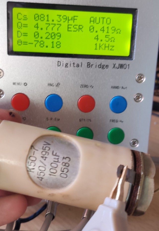 Где купить советские радиолампы и антикварные реле? Магазин «Радиотовары» в Саратове, который можно посещать как музей