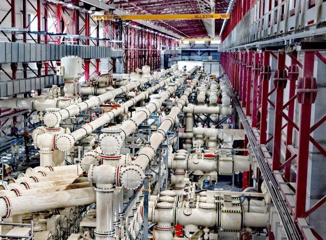 На АЭС «Аккую» ввели комплектное распределительное устройство для первого энергоблока