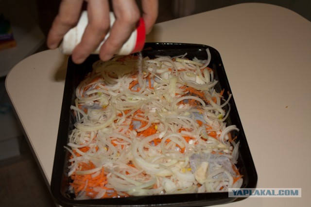 Минтай запеченный в духовке