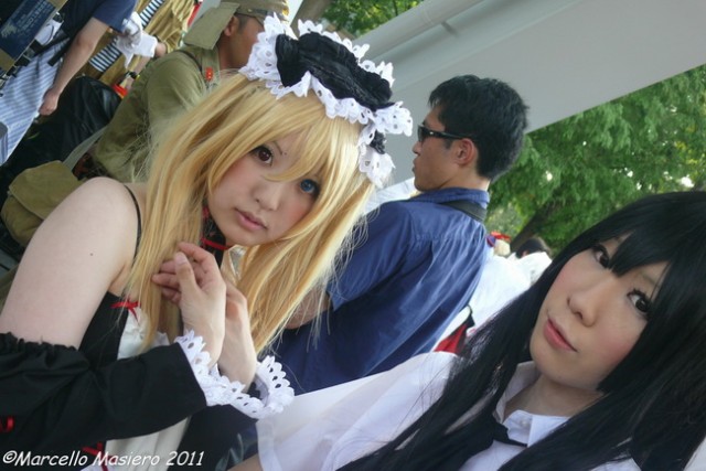 Девчонки с 80 Comiket'a ! (ну и немного парней)