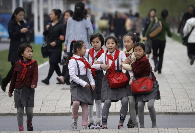 Фото жизни людей в Пхеньяне или радостный мир острова чучхе