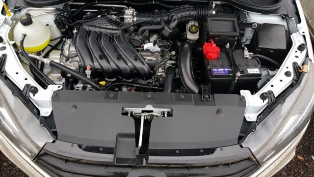 Опубликованы технические характеристики и живые фото Lada Vesta с вариатором