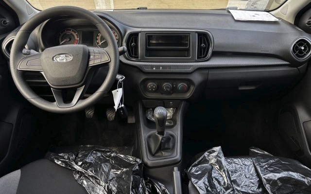 Самая дешёвая Lada Iskra будет полностью пустой