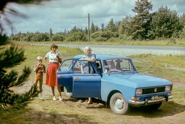 Фотохроника "загнивающего совка". Часть 11. Советские автомобили