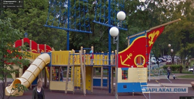 В Москве снесли одну из лучших в городе детских площадок