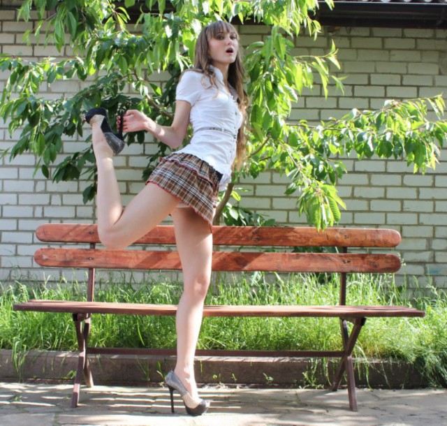 Девушки в коротких юбках