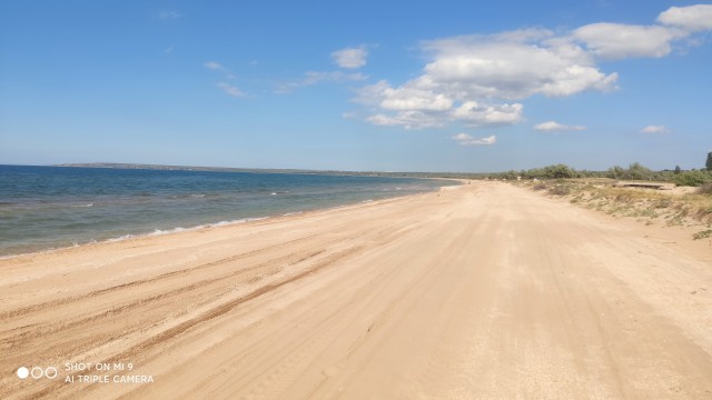 Прогулка по пляжу Азовского моря