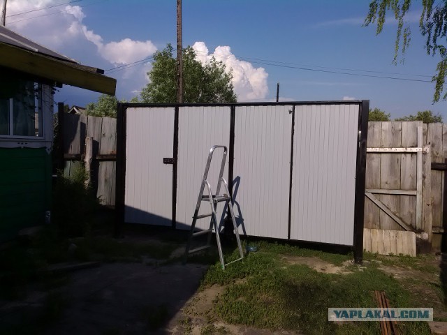 Ворота с элементами  ковки