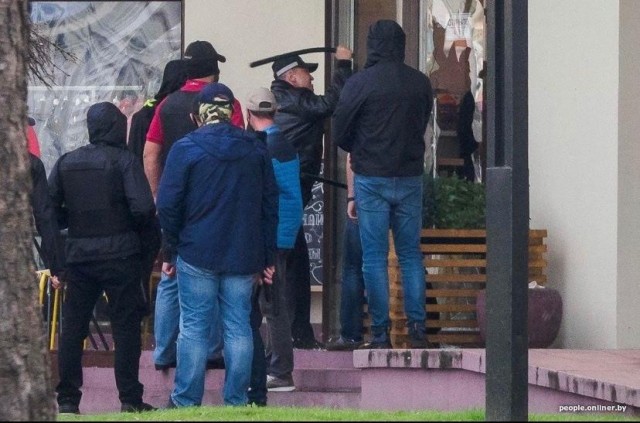 Воскресный Минск. Что происходит непонятно