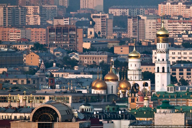 Высотная Москва - вид из "телескопа"
