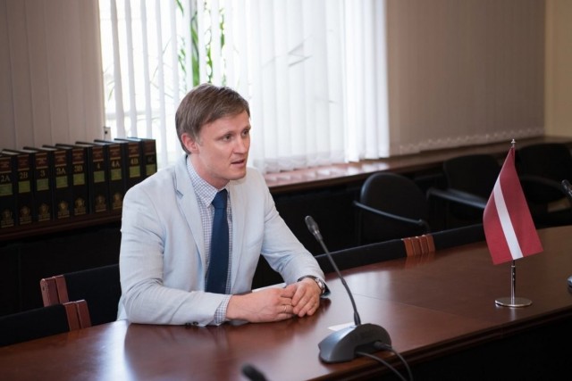 Польша пригрозила закрыть границу для россиян