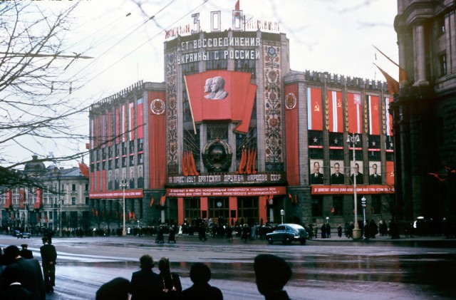 Москва и москвичи. Двадцатый век. 03.12.24