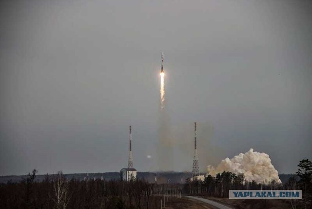 С космодрома Восточный стартовала ракета-носитель Союз-2.1б