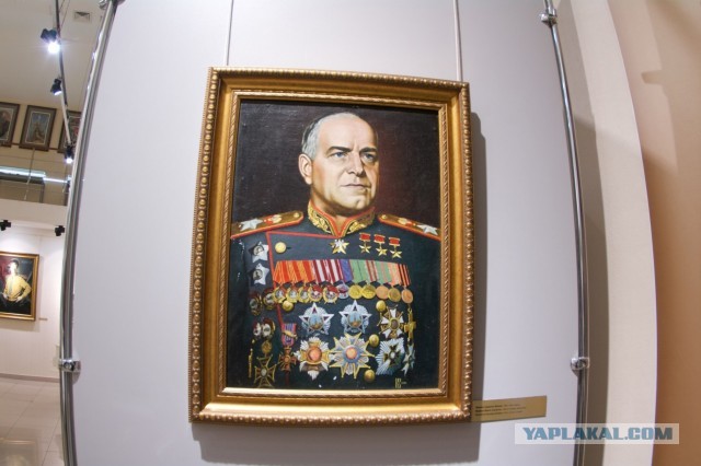 Две картины о войне
