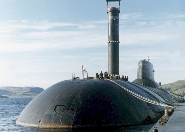 Почему "Акулы" остались без ракет, а "Дельфины" на десятилетия стали основой подводного флота