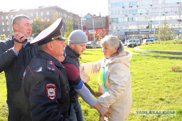 Новосибирцы разогнали Марш Мира