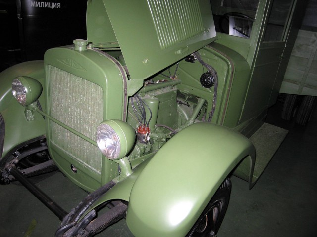 Выставка военных автомобилей. ПО "Ленрезерв", СПб.