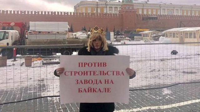 Суд признал незаконным разрешение на строительство завода по розливу воды из Байкала