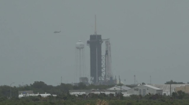 Прямая трансляция пилотируемого запуска SpaceX Crew Dragon
