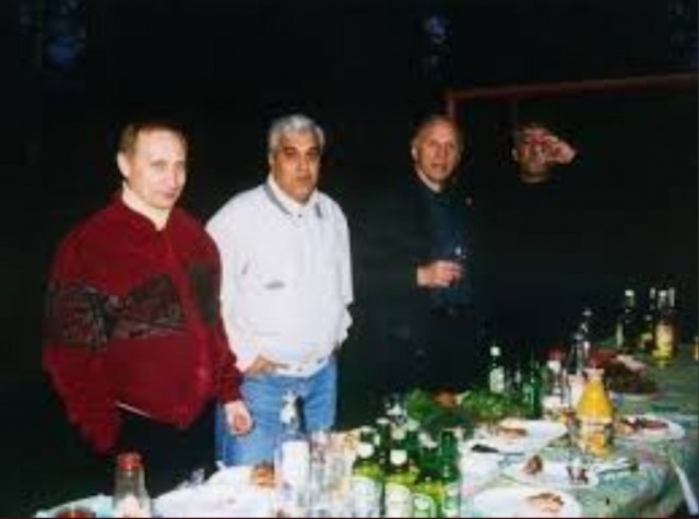 Рассказ Владимира Путина о работе в такси в 90-е понравился мемоделам