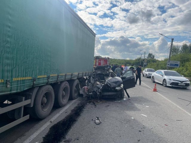 Семья из Колпашево погибла в страшном ДТП под Кемерово