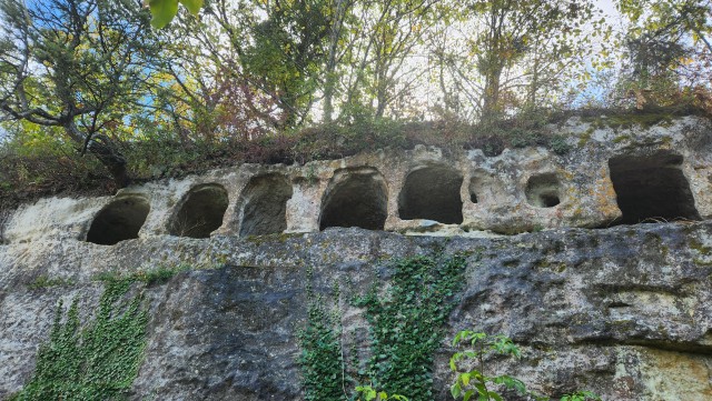 Крымское путешествие. Часть вторая. Пещерные города и ещё немножко скал