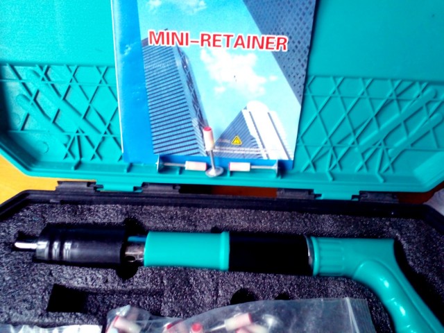Продам Mini Retainer
