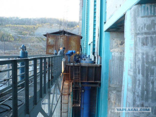 Богучанская ГЭС