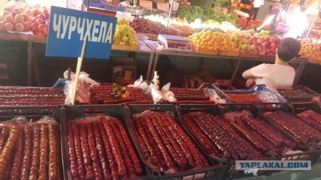 «Дворец» в Геленджике. Кремль заявил, что им владеют предприниматели, но отказался назвать их имена