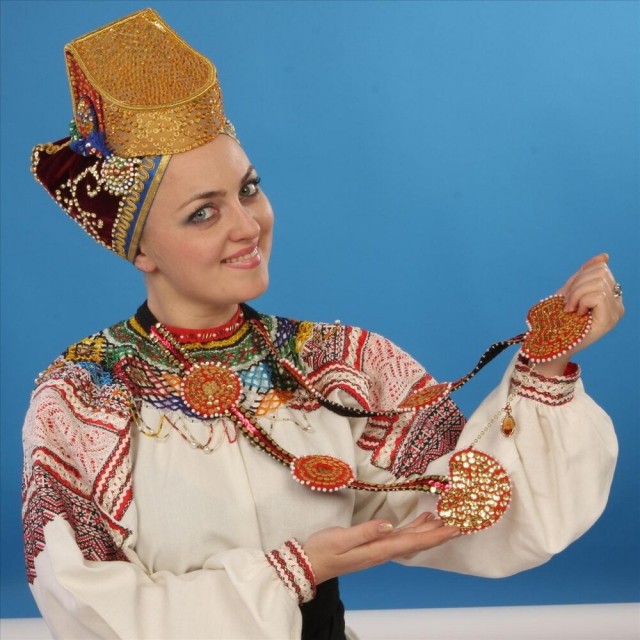 Барыни-сударыни и дворовые девки