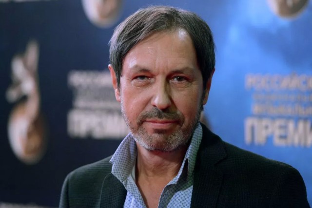 Надеватель носков