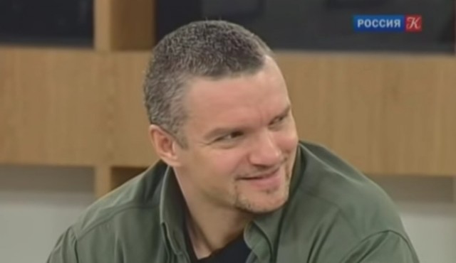 Остросюжетный детектив ограбление по...