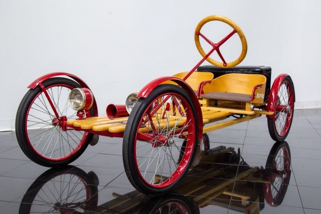 Auto Red Bug — бюджетный электроавто из 1920-х
