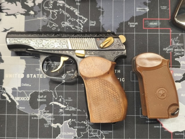 Мальчик 42 годика хочет такую игрушку
