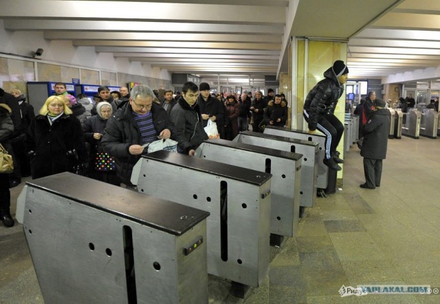 Как в московском метрополитене ловят безбилетников