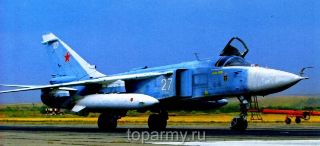 Су-24 vs Дональд Кук: США выложили подборку видео