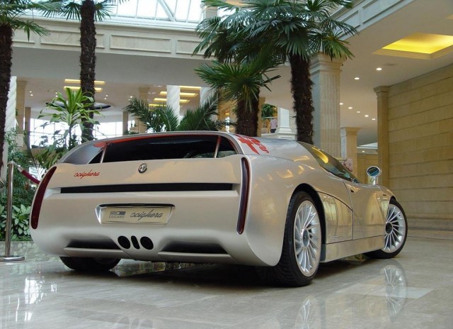 Alfa Romeo Scigera от Italdesign