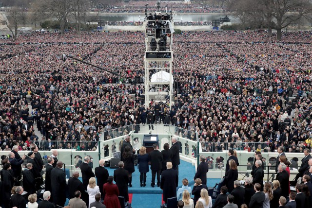 На инаугурации показали новый российский лимузин «Кортеж»