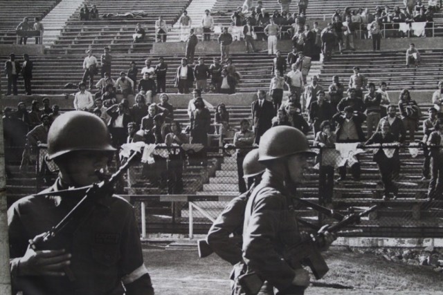 «Народ без памяти – народ без будущего».Стадион-концлагерь в Сантьяго, Чили ,1973 год