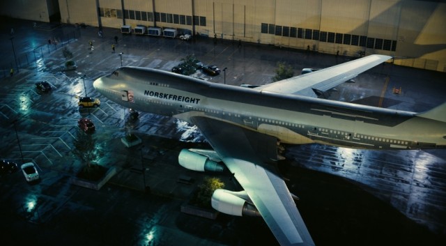 Момент ЧП с самолетом Boeing 747 в аэропорту Чикаго попал на видео