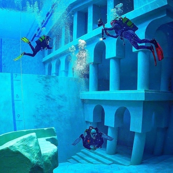 Самый глубокий бассейн в России открылся под Петербургом