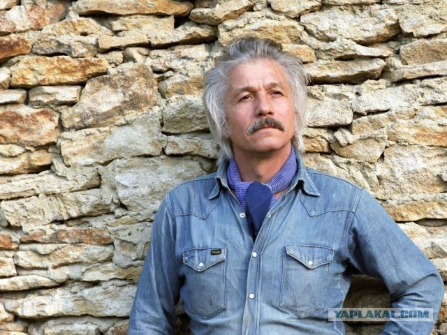 Интересные снимки известных людей 14.05.24