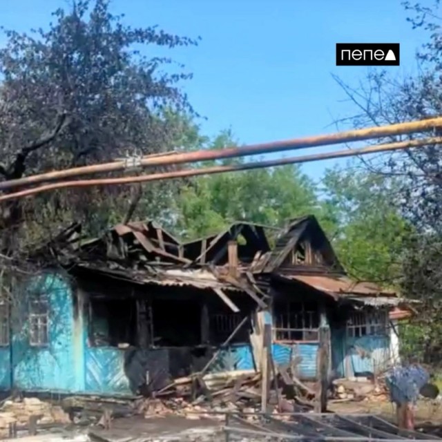 В администрации села Волчья Александровка Волоконовского района, которое атакуют дроны, жителям предложили скинуться на РЭБ.