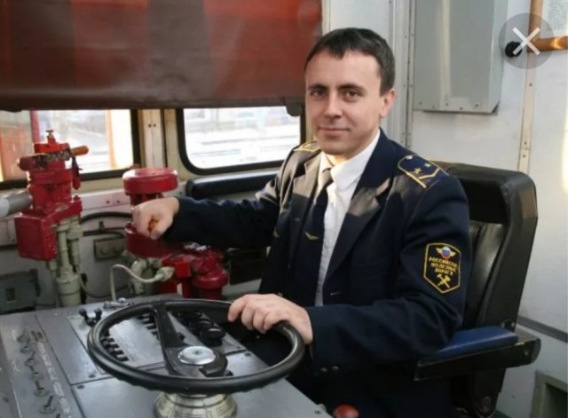 В погонах должны ходить только военные