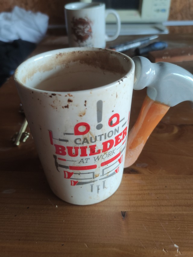 А из какой кружки вы пьёте на работе?